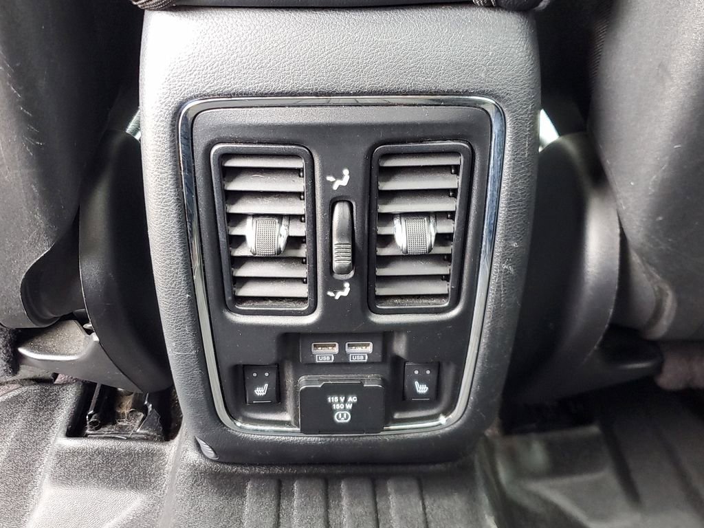 Used 2017 Jeep Grand Cherokee Overland AWD/4WD image 14