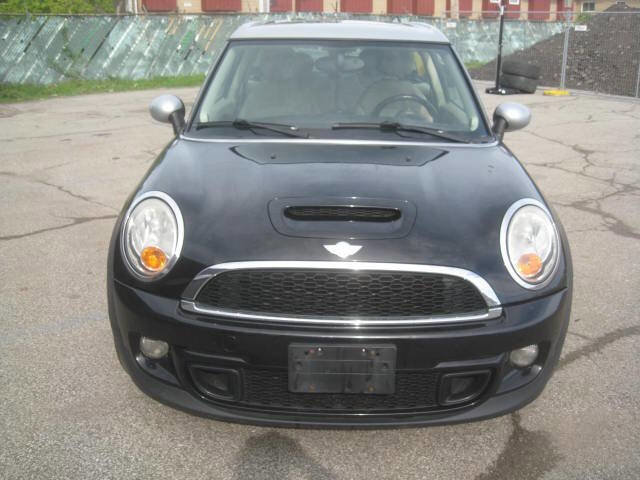 Used 2011 MINI Cooper Clubman S image 2
