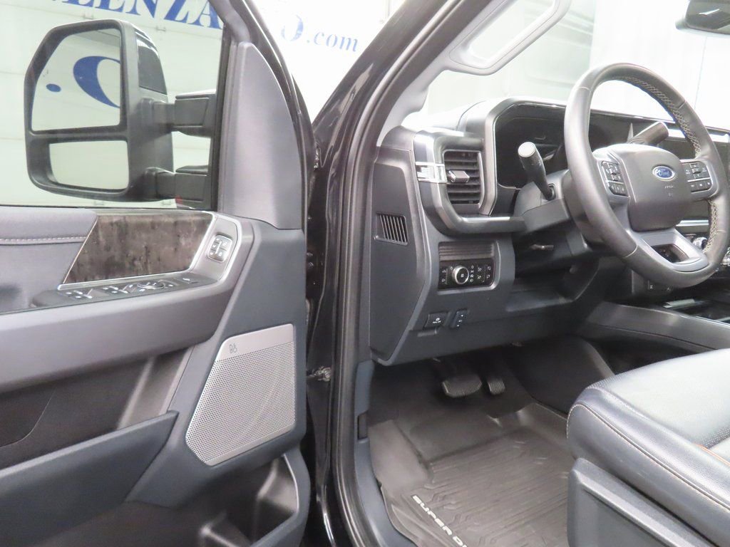 Used 2025 Ford F250 Lariat w/ Lariat Ultimate Package image 65