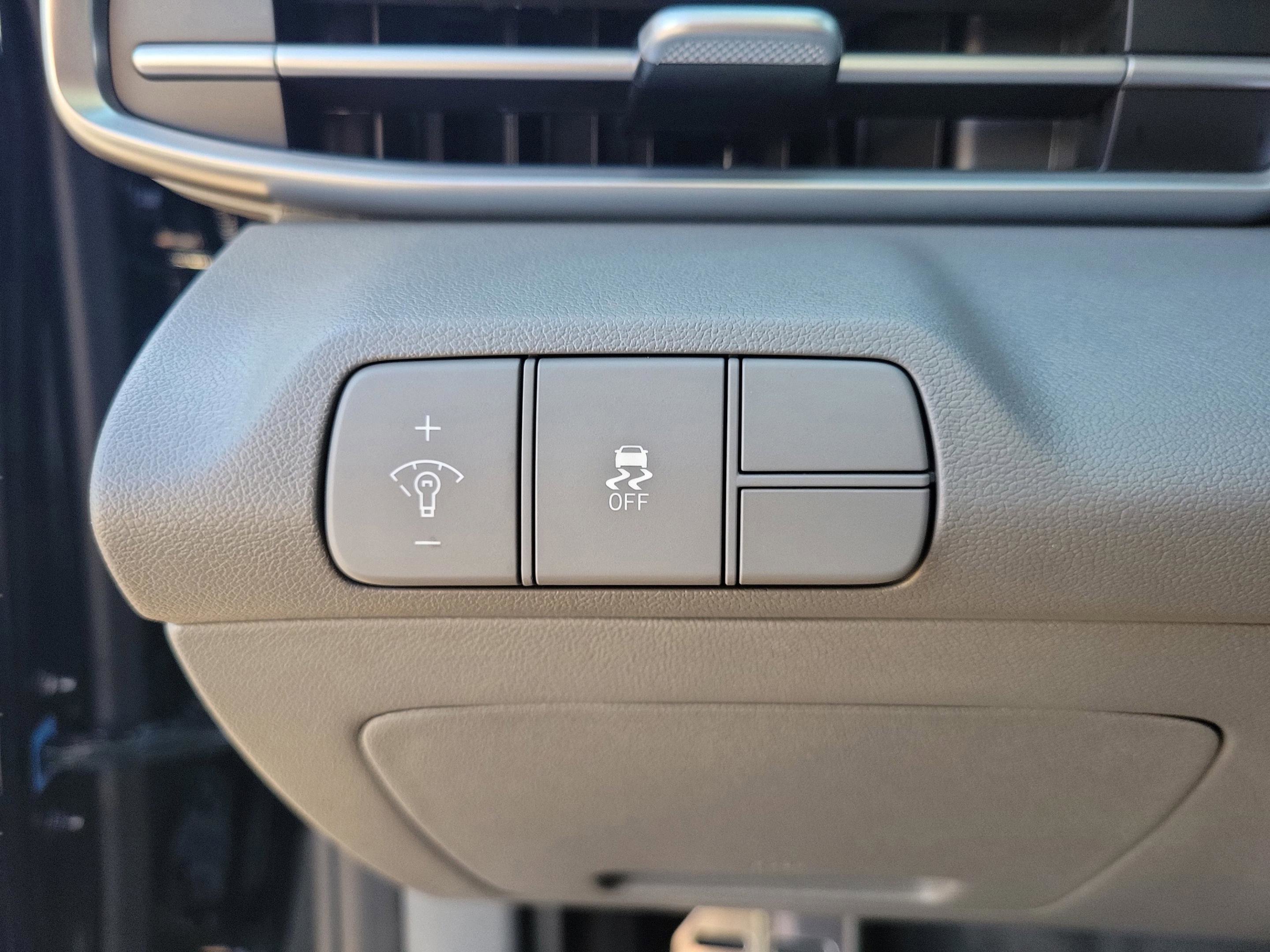 New 2026 Hyundai Elantra SEL Sport image 17