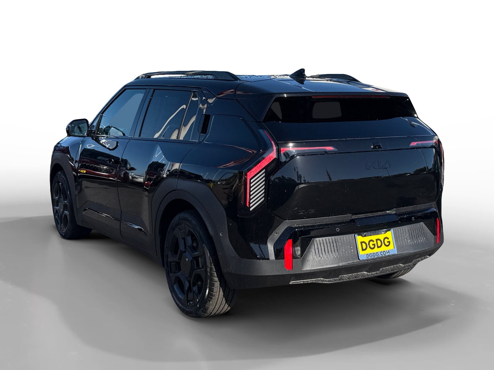 New 2027 Kia EV3 Land FWD image 3