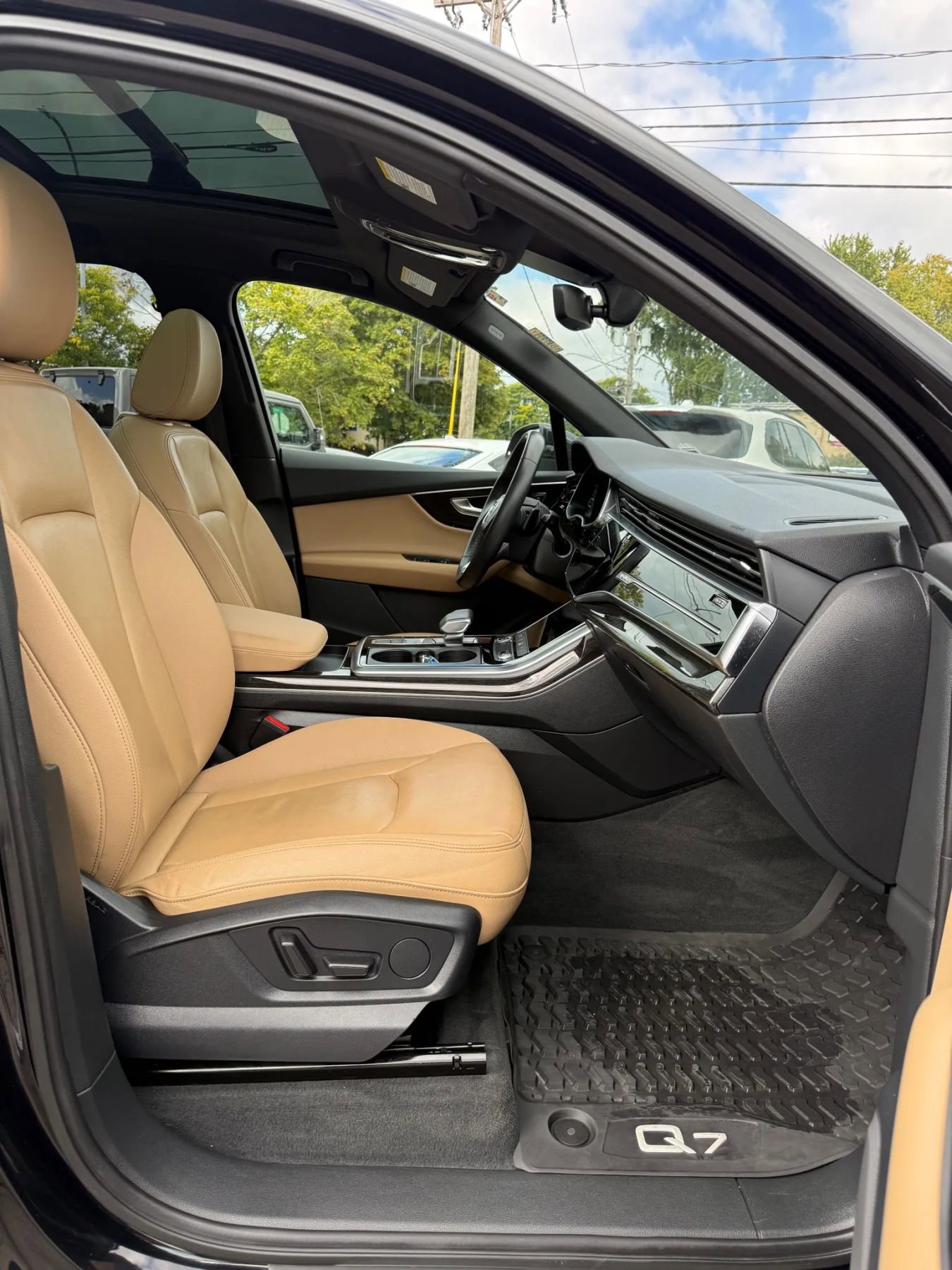 Used 2021 Audi Q7 2.0T Premium w/ Convenience Package image 18