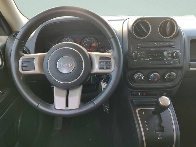 Used 2017 Jeep Patriot 75th Anniversary w/ Power Value Group FWD image 10