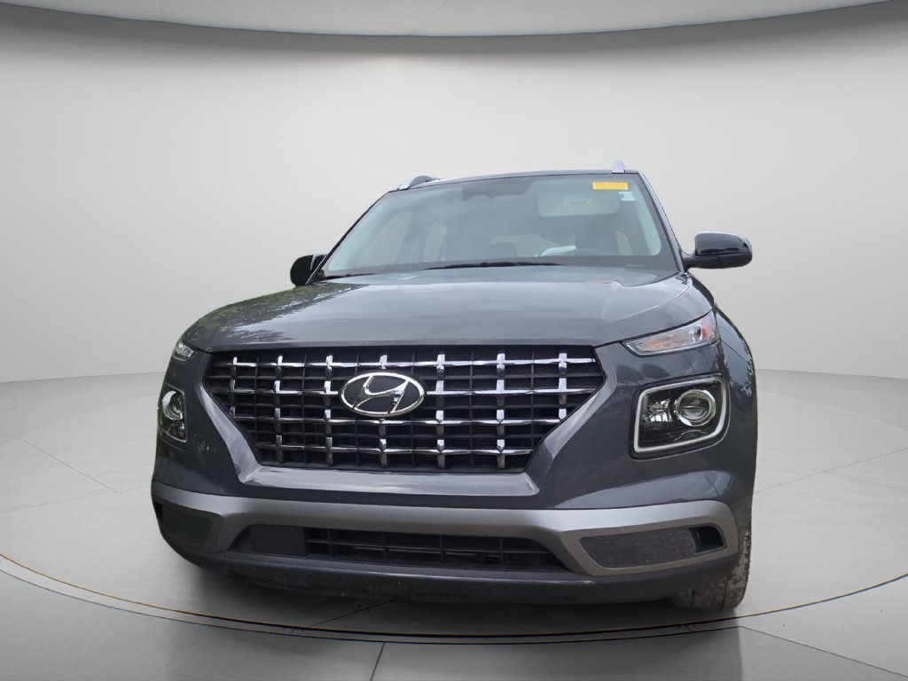 Certified 2023 Hyundai Venue Limited w/ Cargo Package FWD image 3