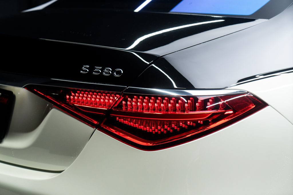 Used 2021 Mercedes-Benz Maybach S 580 4MATIC image 16