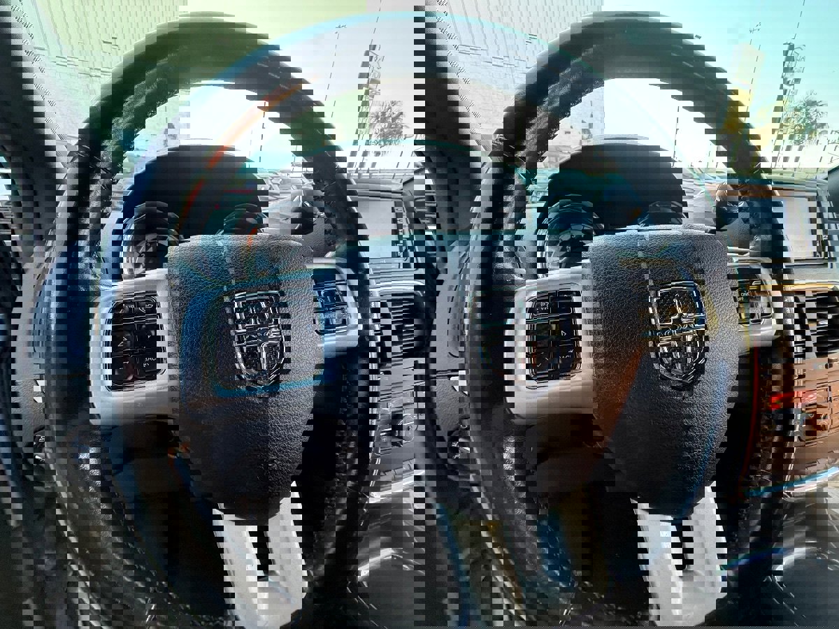 Used 2019 Dodge Grand Caravan GT image 23