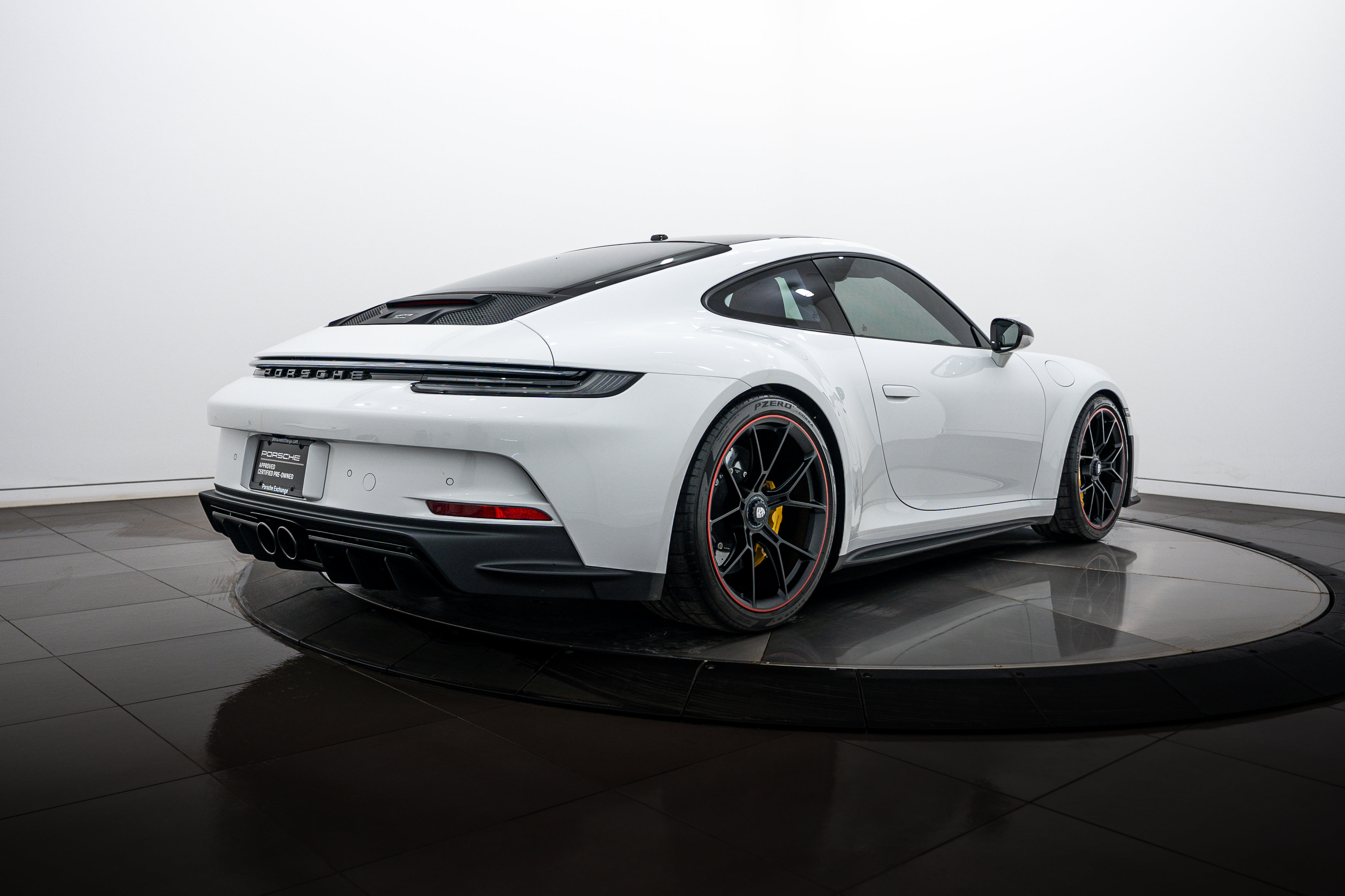 Certified 2024 Porsche 911 GT3 RWD image 7