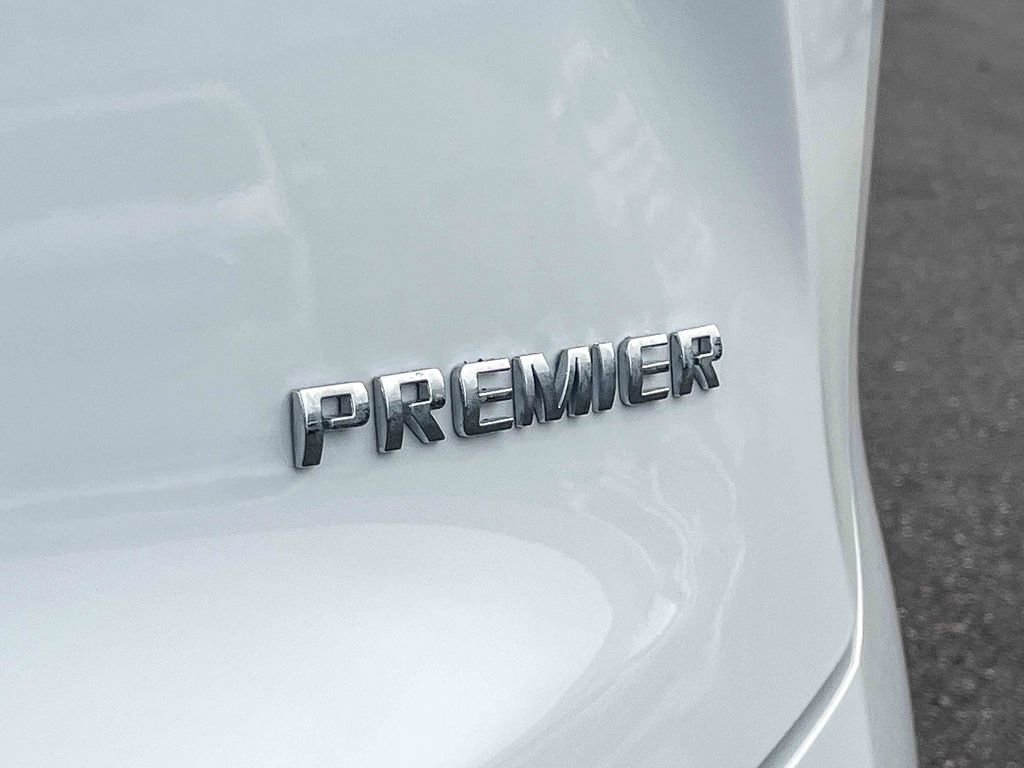 Used 2019 Chevrolet Blazer Premier w/ Sun and Wheels Package image 11