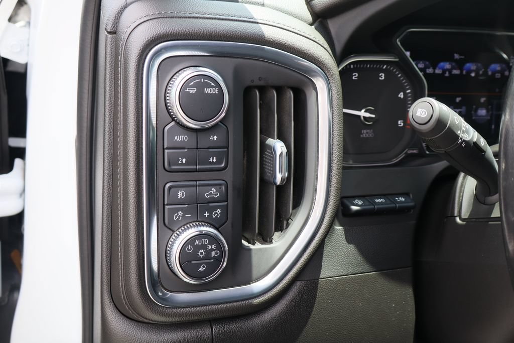 Certified 2022 GMC Sierra 3500 Denali w/ Technology Package AWD/4WD image 13