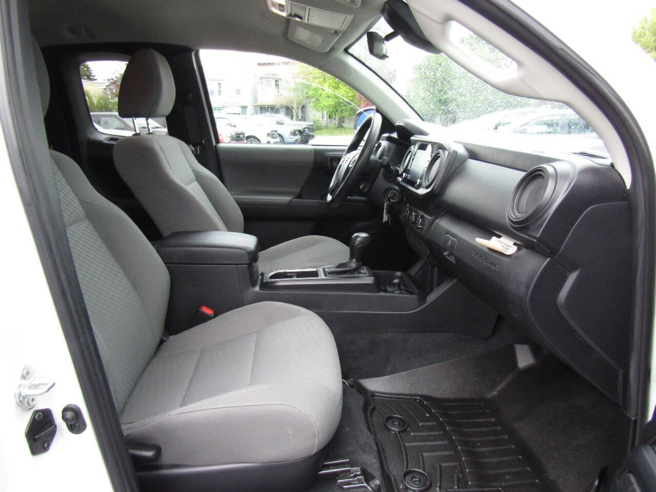 Used 2021 Toyota Tacoma SR RWD image 24