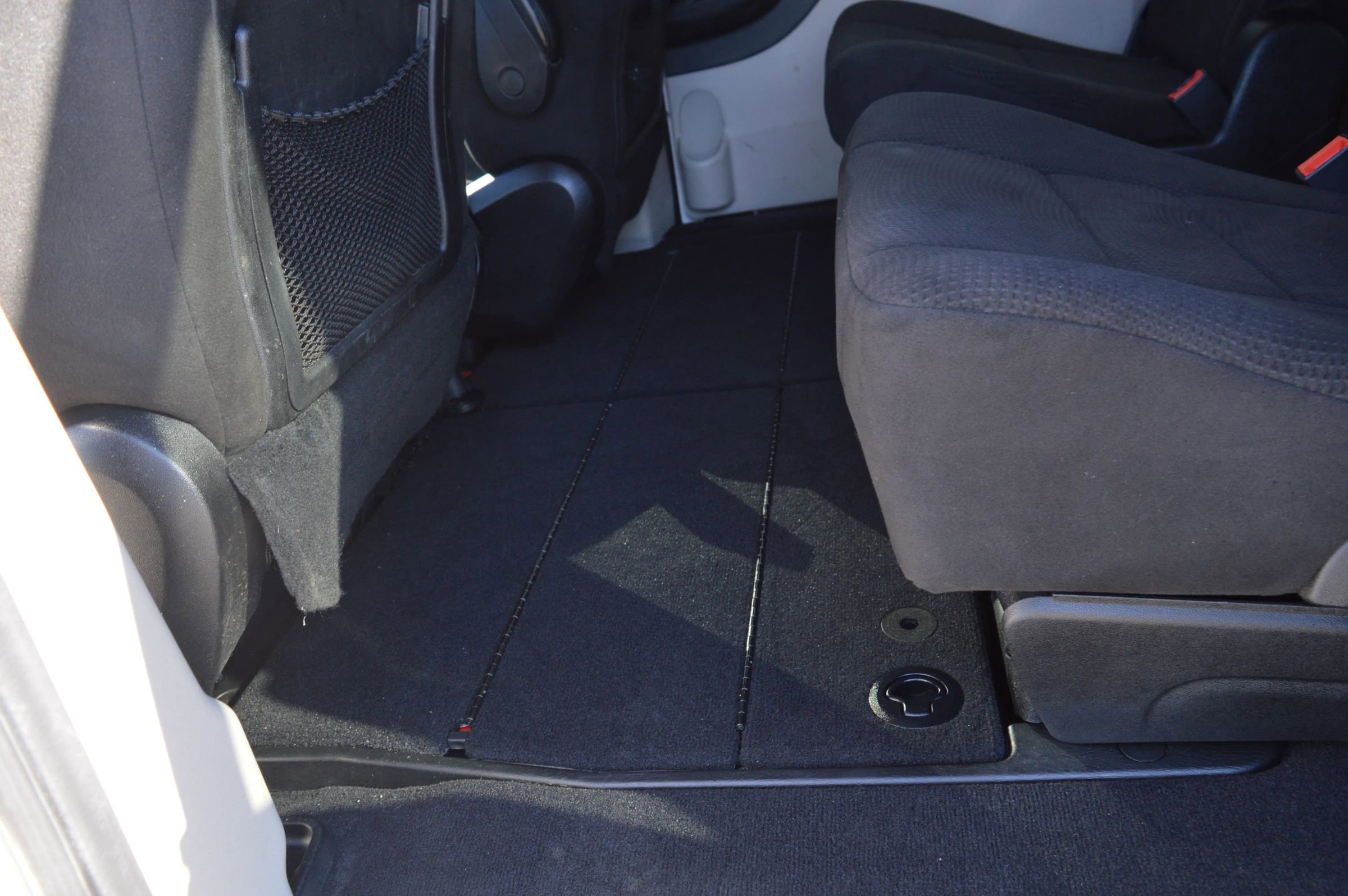 Used 2013 Dodge Grand Caravan SE image 17