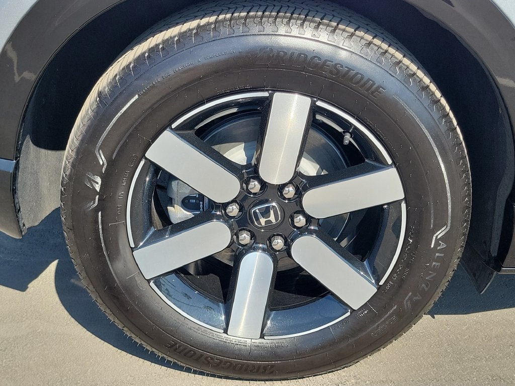 Used 2025 Honda Prologue Touring image 6