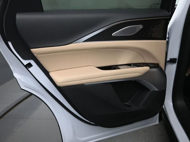 New 2026 Cadillac Lyriq Signature Sport image 14