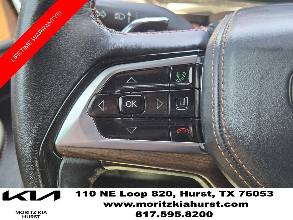 Used 2023 Jeep Grand Cherokee Summit w/ Luxury Tech Group V RWD image 28