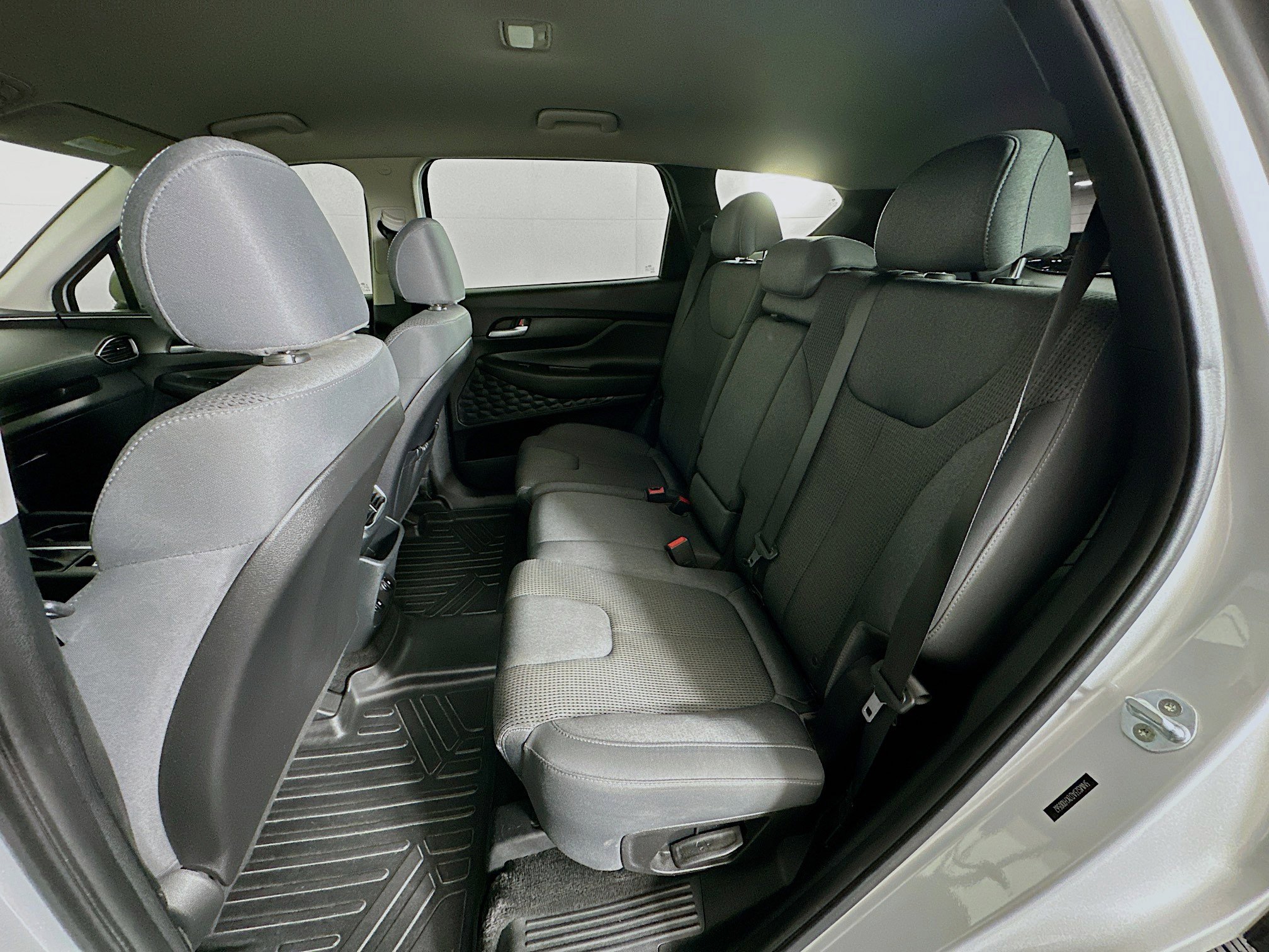 Used 2019 Hyundai Santa Fe SE FWD image 26