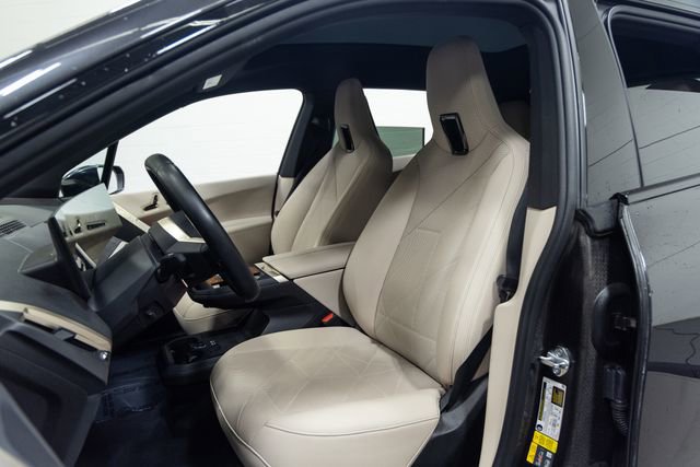 Certified 2023 BMW iX xDrive50 w/ Premium Package image 22