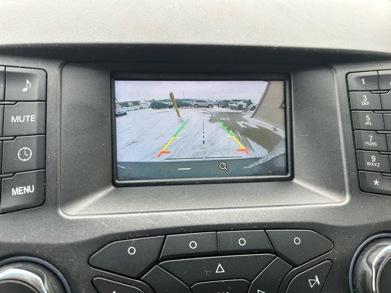 Used 2017 Ford Edge SE AWD/4WD image 23