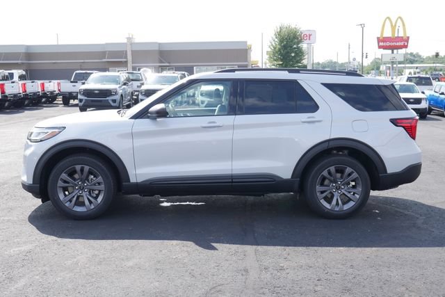 New 2026 Ford Explorer Active w/ Active Comfort Package AWD/4WD image 9