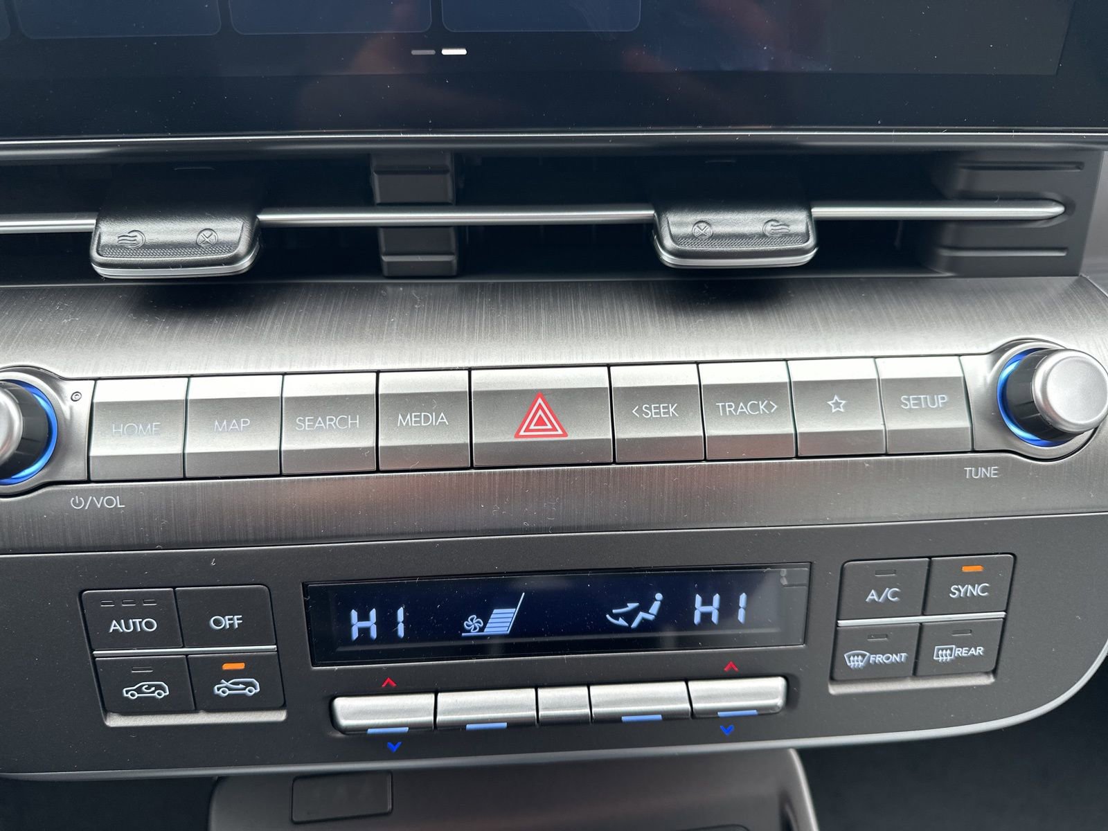 New 2026 Hyundai Kona SEL Premium AWD/4WD image 51