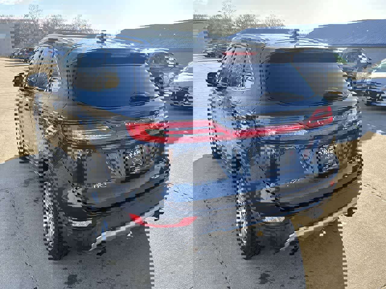 Used 2015 Lincoln MKC FWD w/ Equipment Group 101A Select image 4