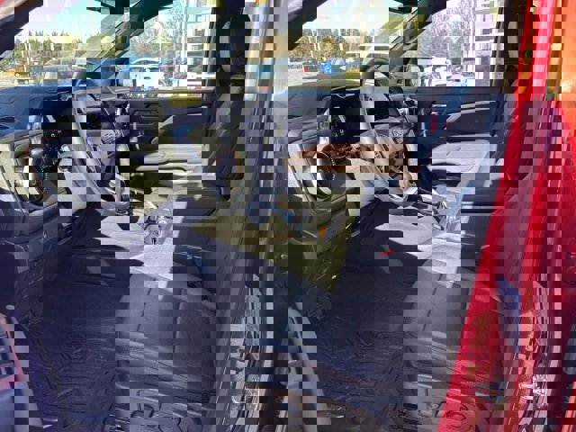 Certified 2024 Chevrolet Colorado Z71 w/ Z71 Convenience Package 2 image 16