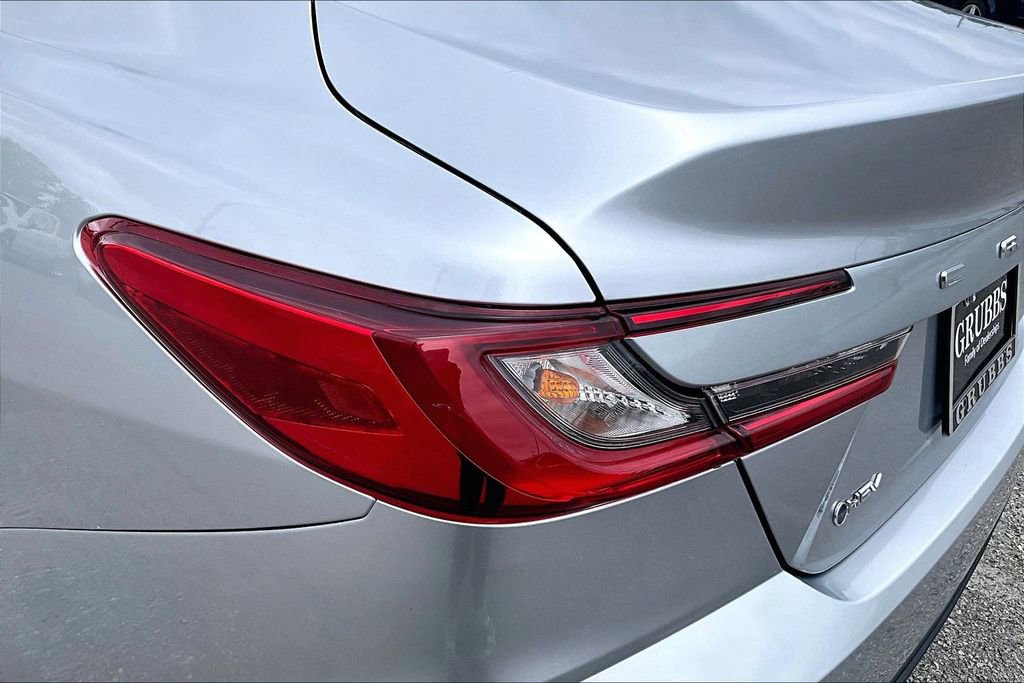 Used 2025 Toyota Camry LE FWD image 40