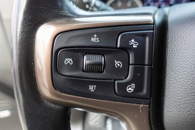 Used 2020 Chevrolet Silverado 3500 High Country w/ Technology Package image 18