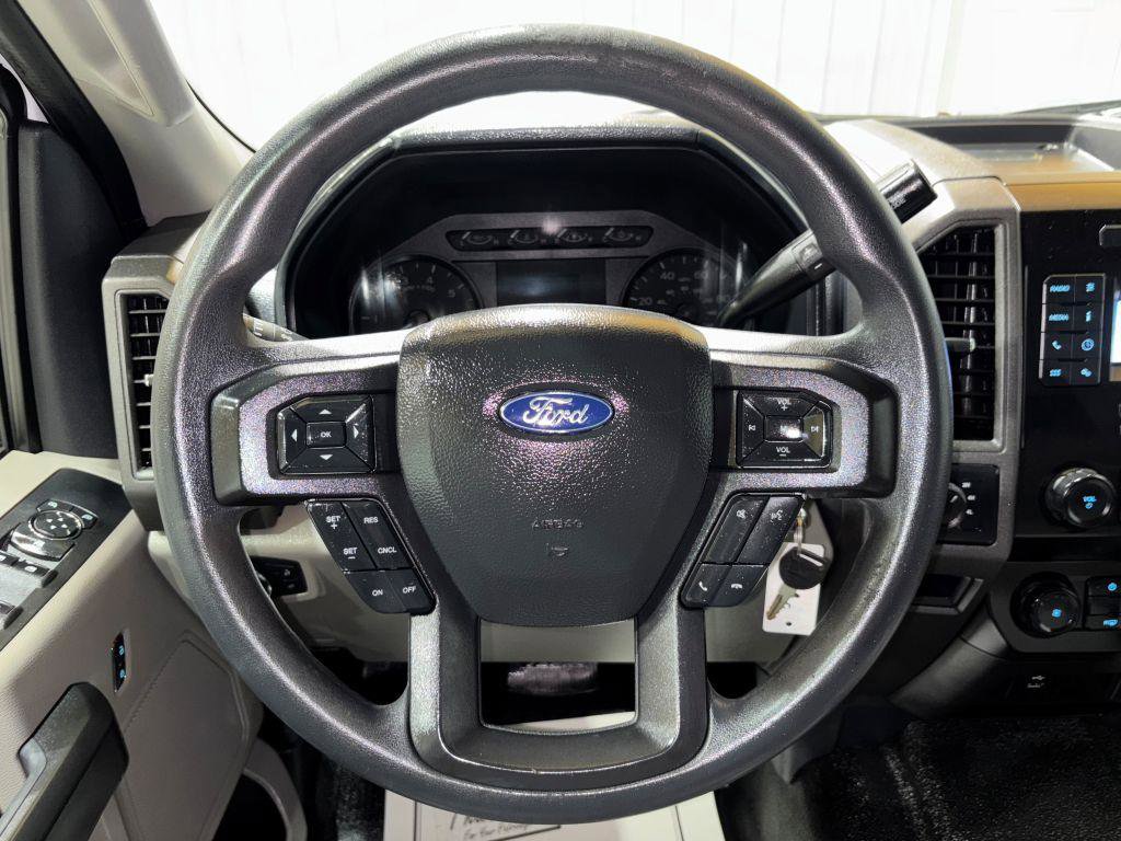 Used 2022 Ford F250 XL w/ Power Equipment Group AWD/4WD image 18