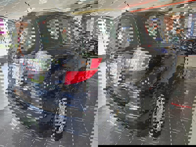 Used 2010 Honda Fit image 4