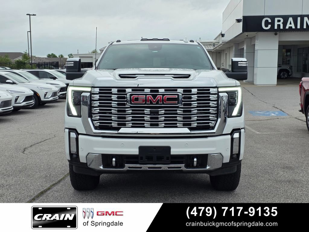 Used 2024 GMC Sierra 2500 Denali w/ Denali Reserve Package AWD/4WD image 2