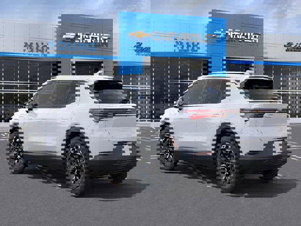 New 2026 Chevrolet Equinox EV LT image 3