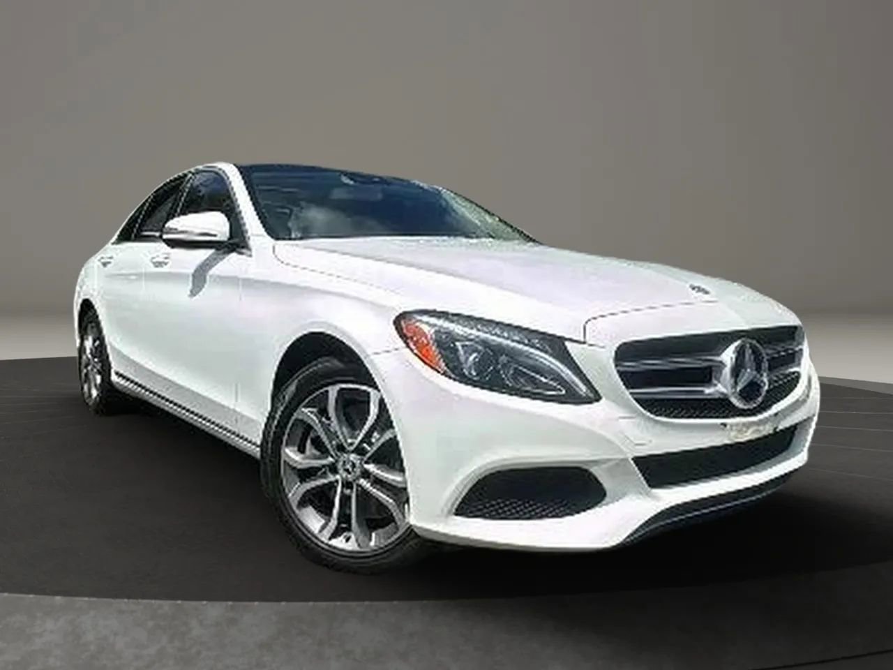 Used 2017 Mercedes-Benz C 300 4MATIC Sedan image 6