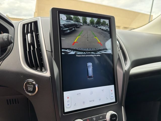 Used 2024 Ford Edge SEL AWD/4WD image 17