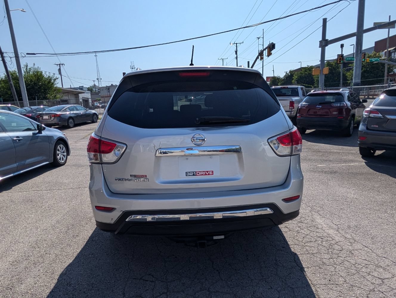 Used 2016 Nissan Pathfinder S FWD image 7