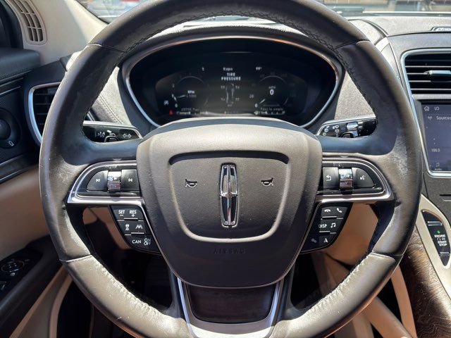 Used 2020 Lincoln Nautilus Reserve w/ Equipment Group 201A image 28