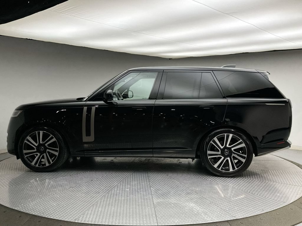 Used 2023 Land Rover Range Rover SE AWD/4WD image 10