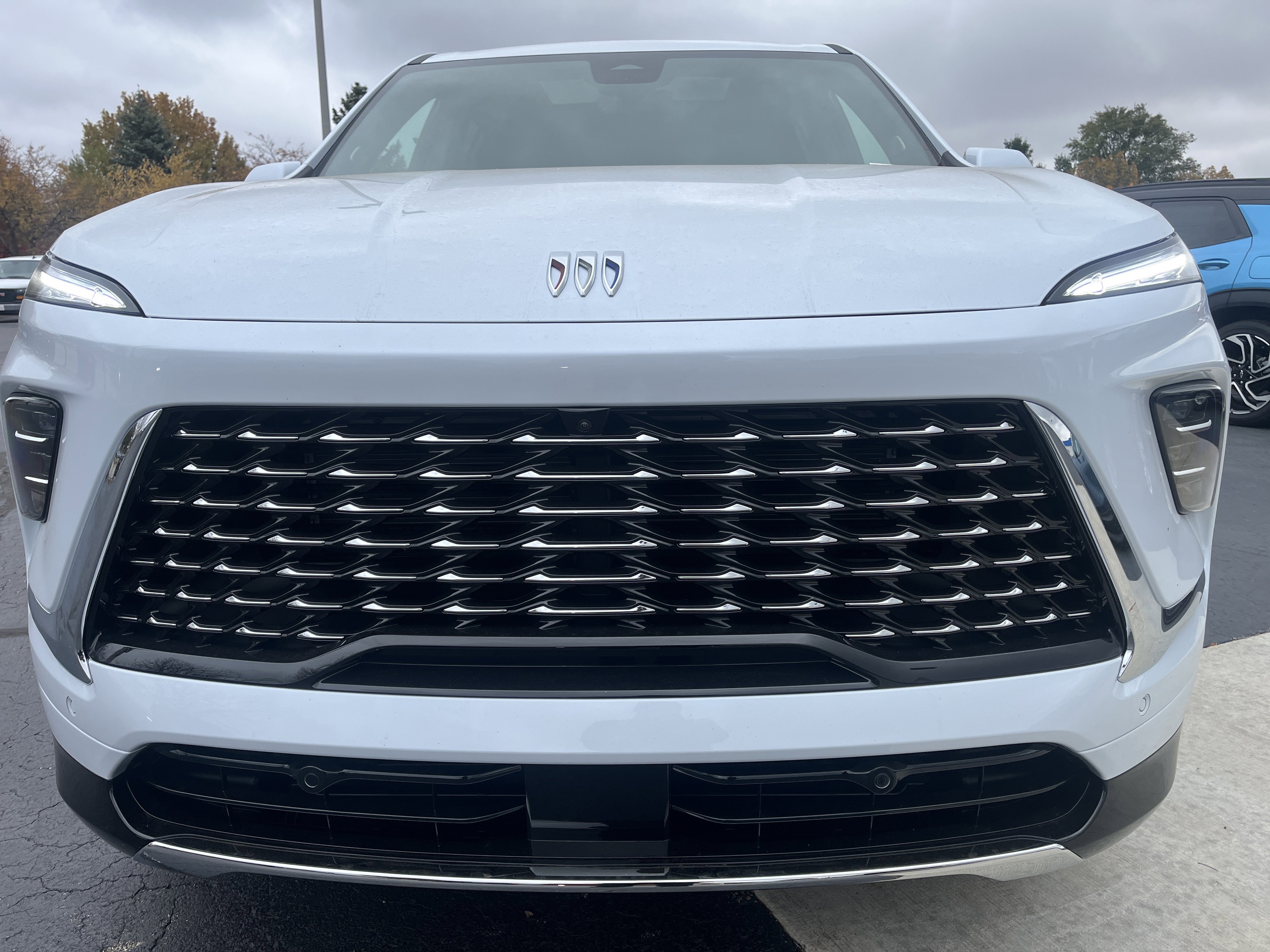 New 2026 Buick Enclave Avenir w/ Super Cruise Package image 8