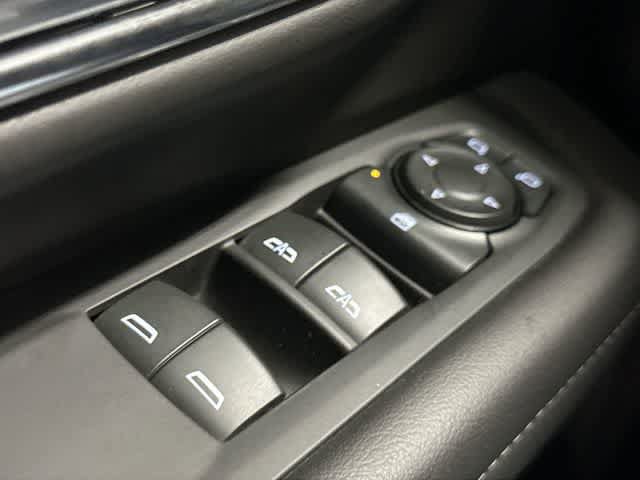 Used 2024 Chevrolet Tahoe 2WD w/ Remote Keyless Entry Package image 19