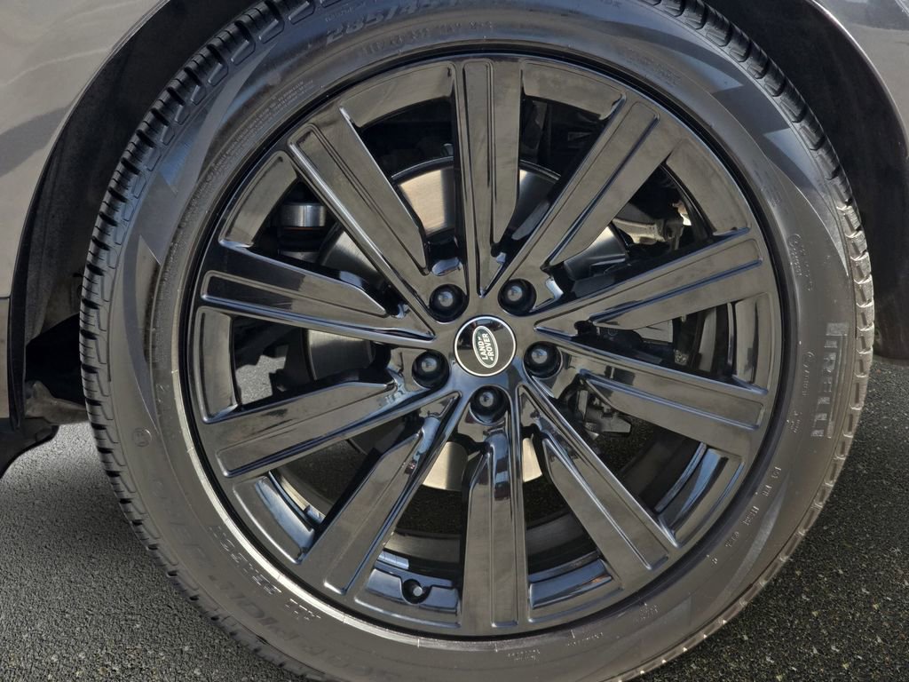 Used 2023 Land Rover Range Rover SE image 35