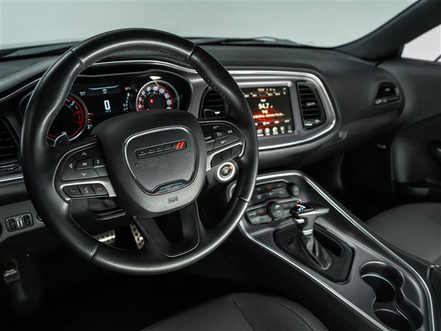 Used 2016 Dodge Challenger R/T Scat Pack RWD image 17