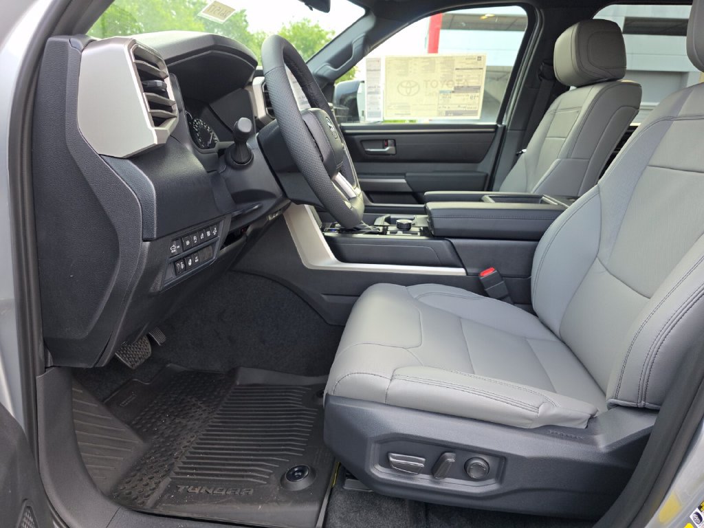 New 2026 Toyota Tundra SR5 w/ SR5 Premium Package AWD/4WD image 24