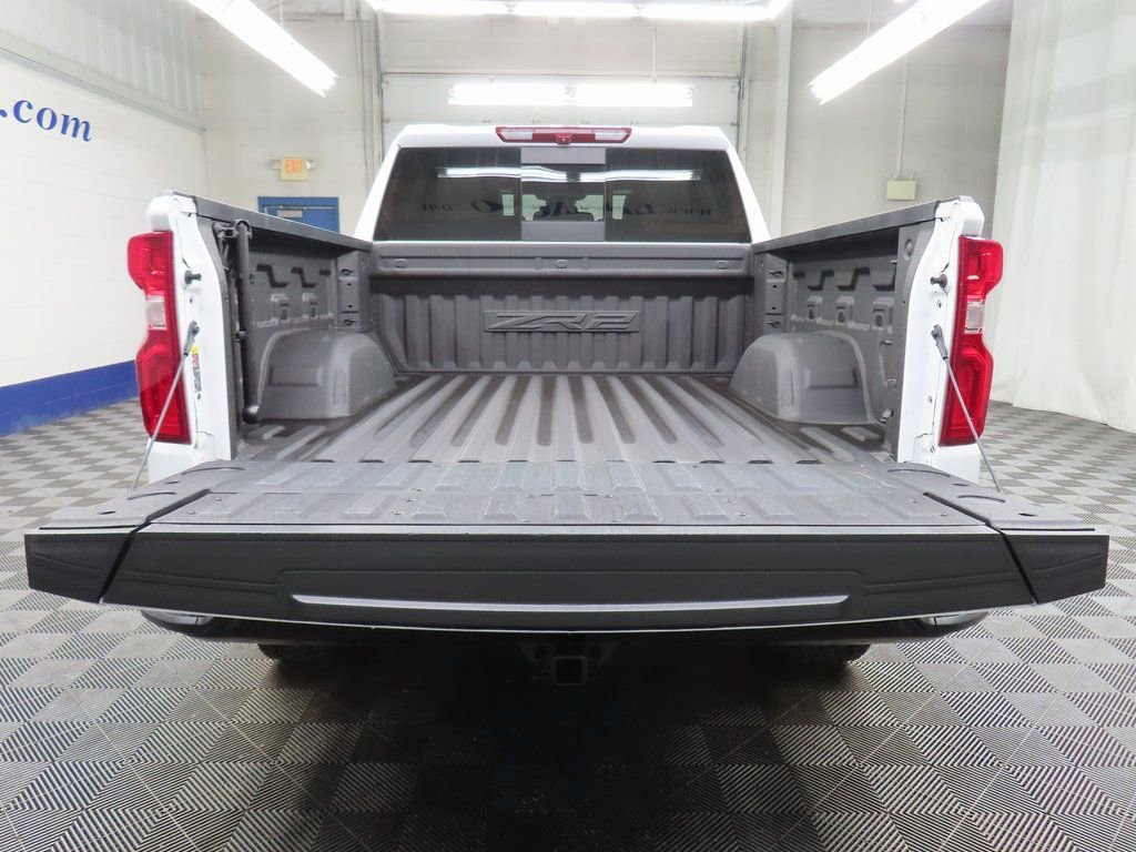 Used 2023 Chevrolet Silverado 1500 ZR2 image 42