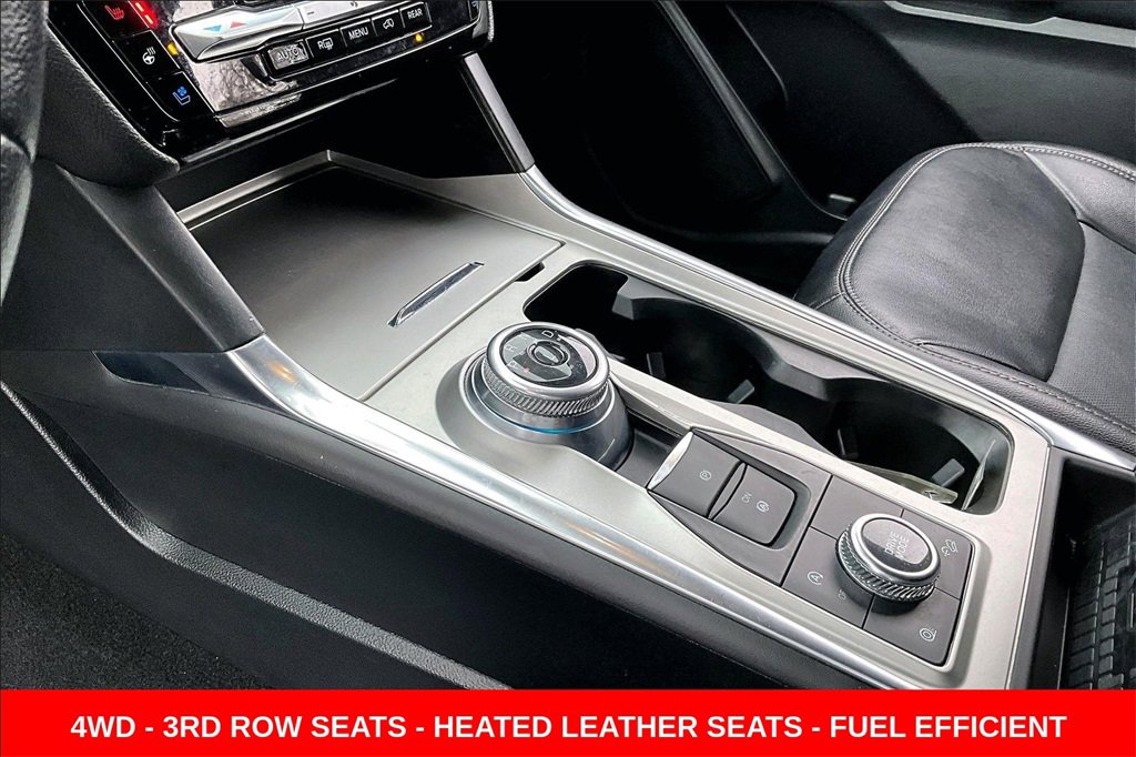 Used 2023 Ford Explorer Limited image 18