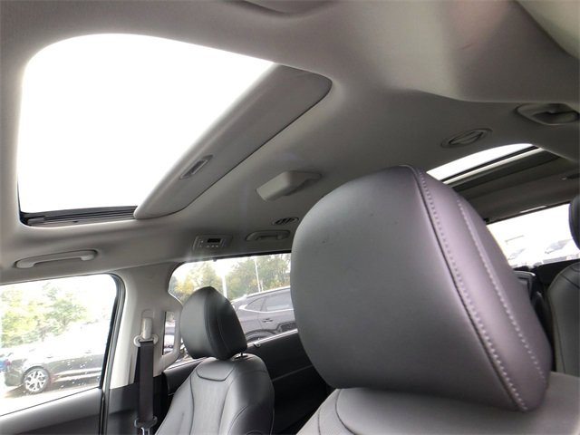 New 2026 Kia Carnival SX w/ SX Dark Edition Package image 22