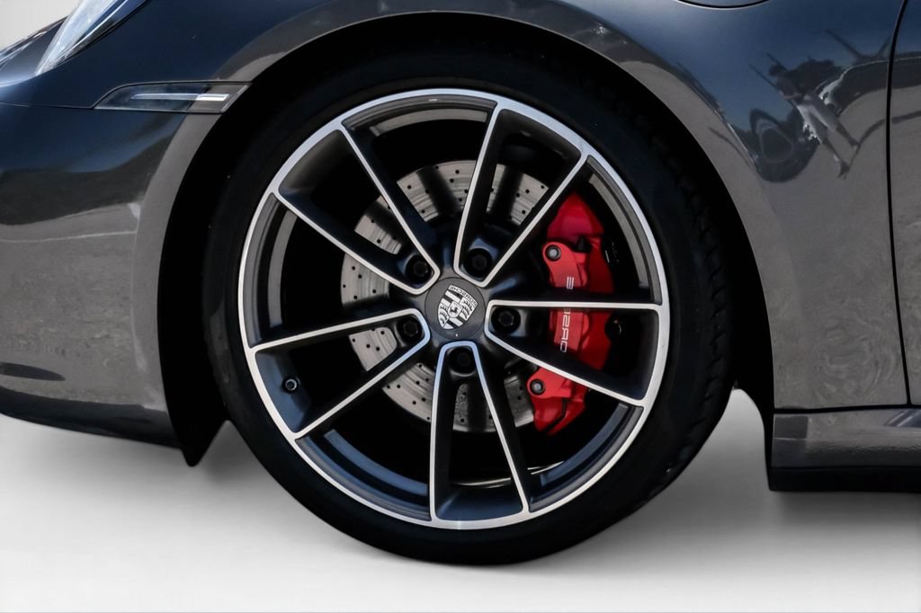 Used 2021 Porsche 911 Cabriolet image 44