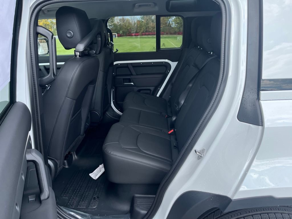 New 2026 Land Rover Defender 110 S image 10