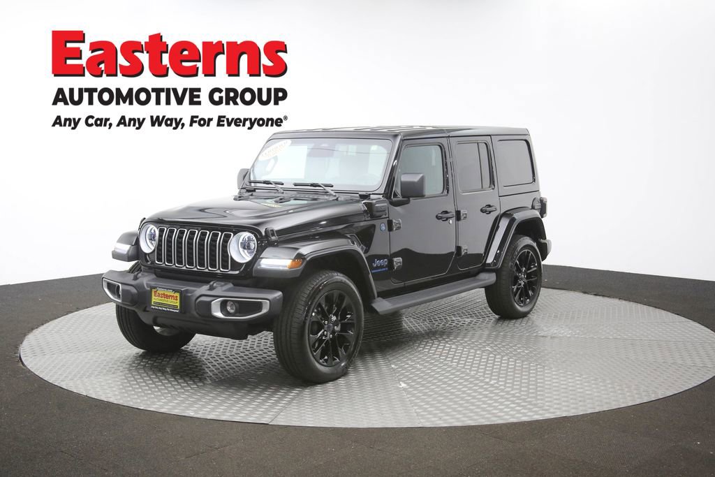 Used 2025 Jeep Wrangler Unlimited Sahara AWD/4WD image 51