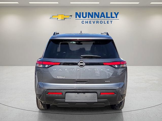 Used 2025 Nissan Pathfinder SV AWD/4WD image 4