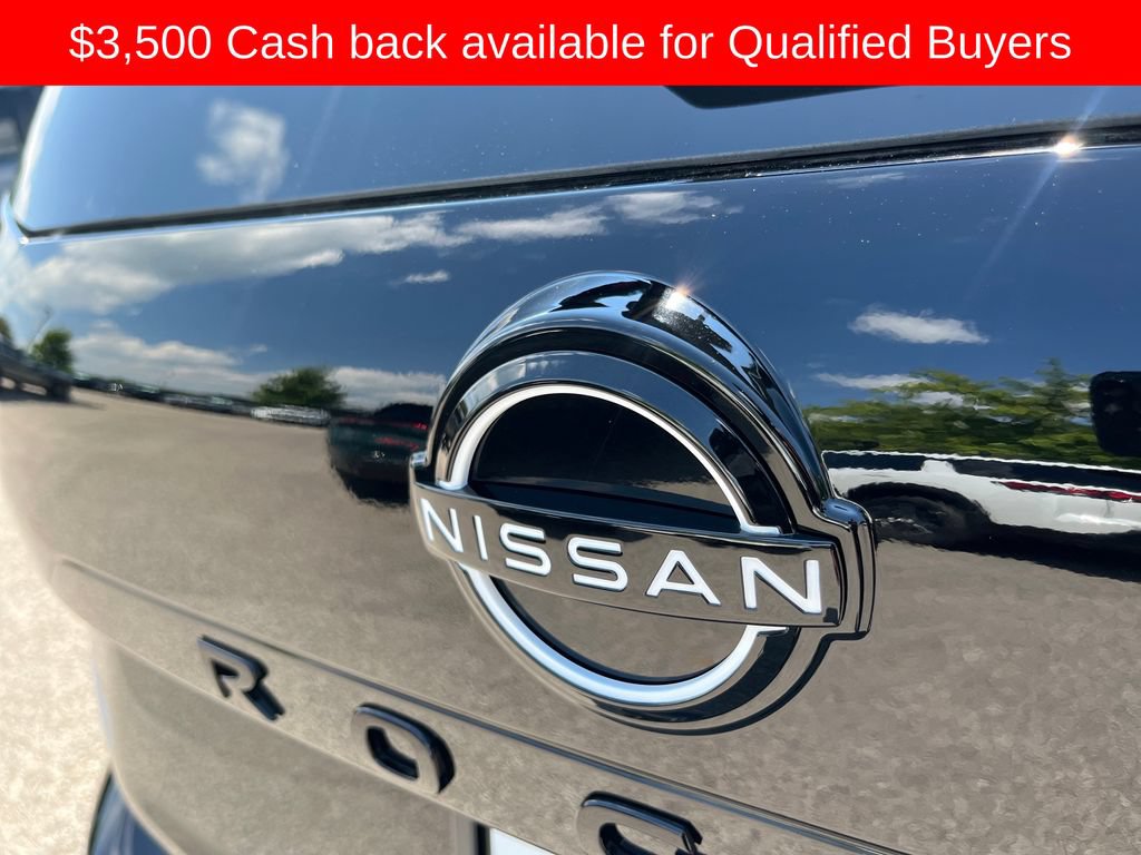 New 2026 Nissan Rogue SV AWD/4WD image 40