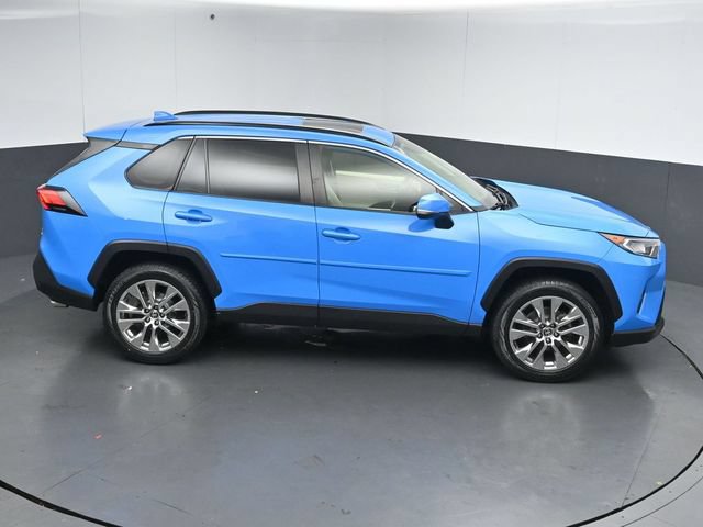 Used 2021 Toyota RAV4 XLE Premium AWD/4WD image 51